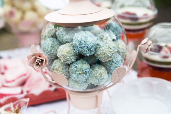 Blue Majik® Macaroons – E3Live