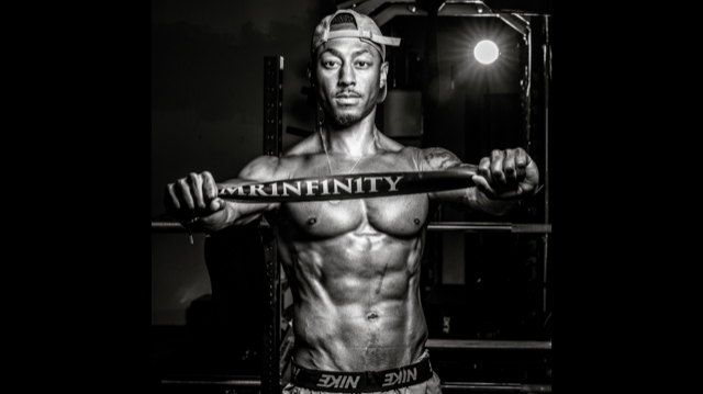 Derek Williams aka @mr1nf1n1ty is a personal trainer on a mission